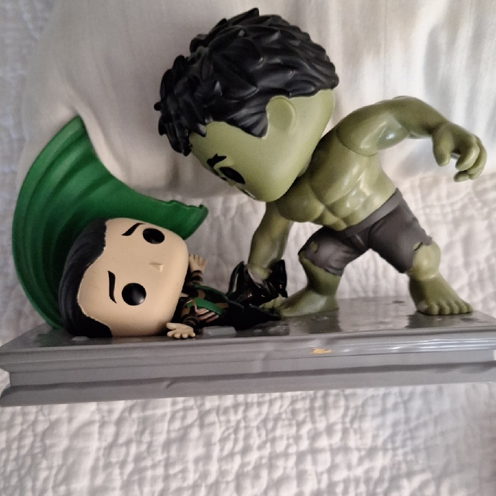 Hulk Loki Avengers Smash Funko No Box Bobblehead